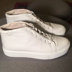 Kenneth Cole White Leather Platform Sneaker 😎VLW